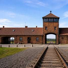Krakau: Eintritt, Gastgeber und Transfer nach Auschwitz-Birkenau