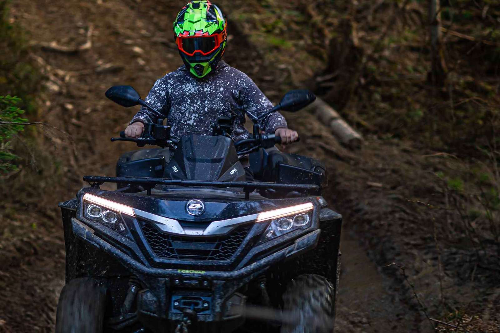 Ab Krakau: Extreme Quad-Tour mit dem Geländewagen