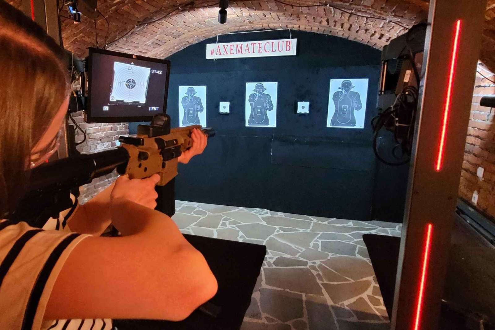 Krakau Axe Mate Club: Toegangbewijs schietbaan