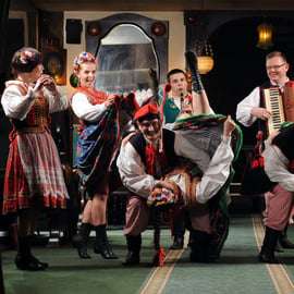 Krakau: Volksvoorstelling & 3-gangendiner in Jama Michalika Café