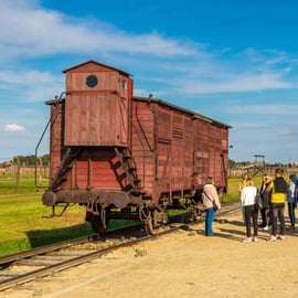 Vanuit Krakau: Auschwitz-Birkenau Tour met Vervoer