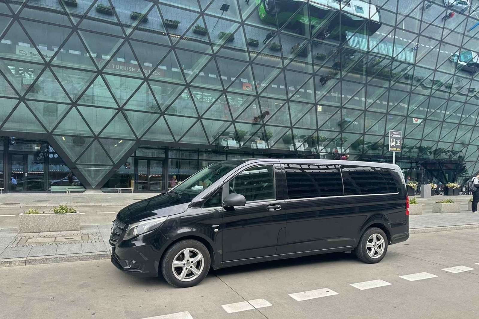 Krakau: Privater Transfer zum oder vom Flughafen Krakau