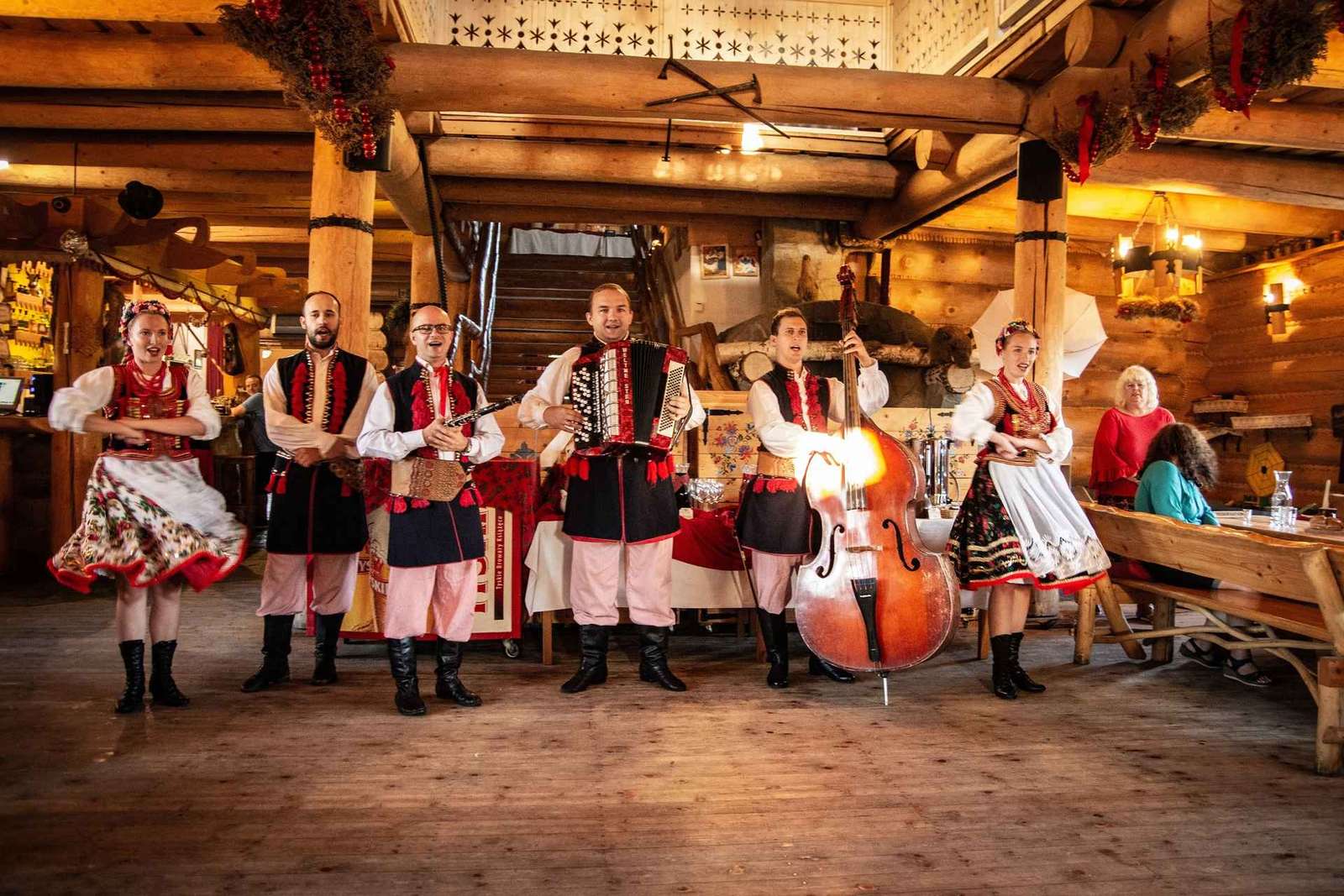 Krakau: Traditionelles polnisches Abendessen & Folk Show