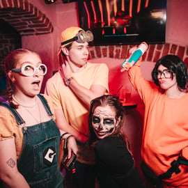 Krakau: Kneipen-/Clubtour zu Halloween + 1 Stunde unbegrenzter Alkoholkonsum