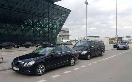 Krakau: Privater Transfer vom/zum Flughafen Krakau (KRK)