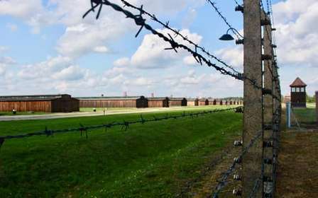 Auschwitz-Birkenau: Geführte Tour - Ticket + Transport
