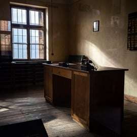 Von Krakau aus: Auschwitz-Birkenau Ganztagestour mit Guide