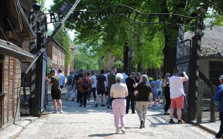 Von Krakau aus: Auschwitz-Birkenau Führung & Abholung