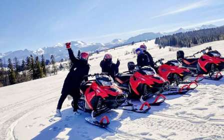 Vanuit Krakau: Sneeuwscooteravontuur met bezoek aan thermale baden