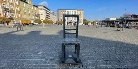 Helden des Ghettos Platz
