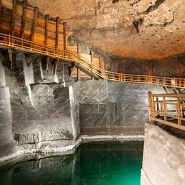 Krakau: Ticket für das Salzbergwerk Wieliczka mit Führung und Abholung