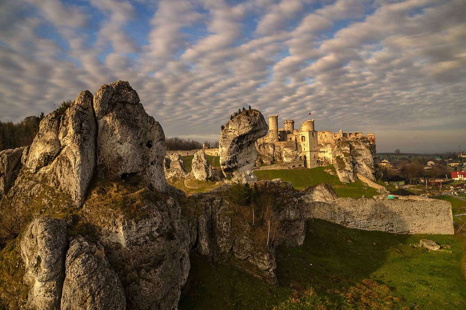 Van Krakau: Ojców National Park & Ogrodzieniec Castle Tour