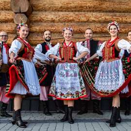 Aus Krakau: Polnische Folklore-Show mit All-You-Can-Eat-Dinner