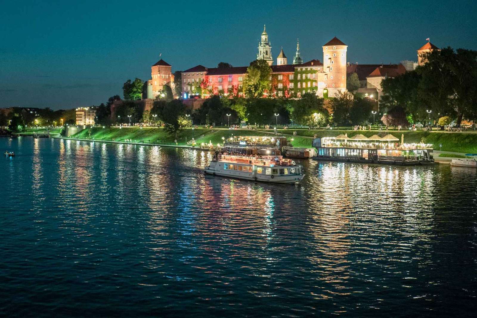 Krakau: Abendliche Schifffahrt mit einem Glas Wein