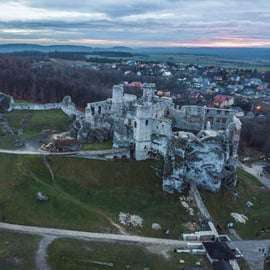 Von Krakau aus: Trail of the Eagles' Nests Tagestour