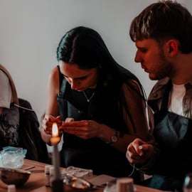 Krakau: Workshop mit Kerzen zum Selbermachen, Wein und Musik